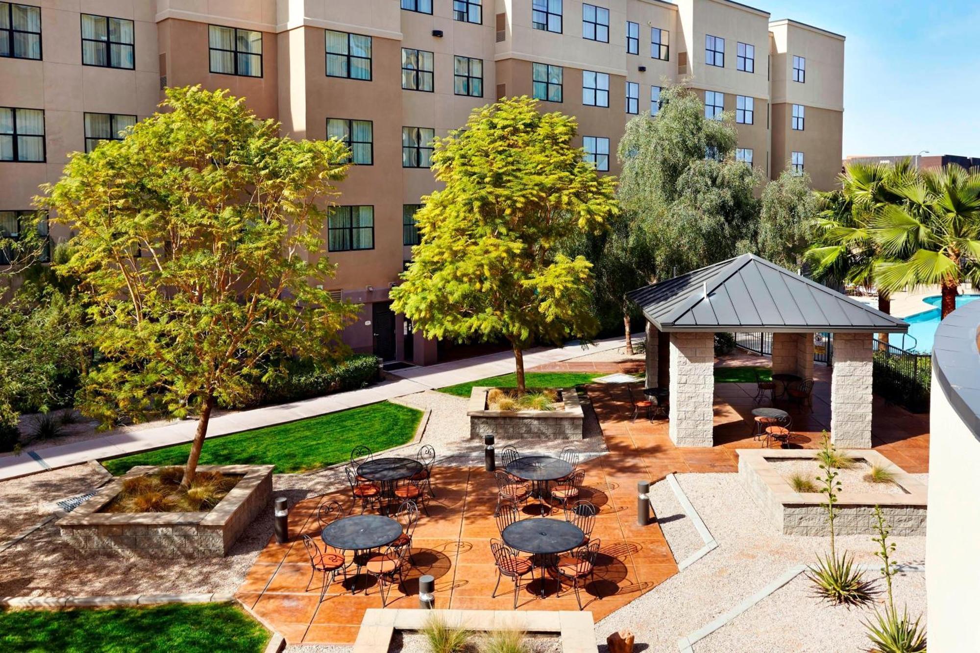 Courtyard Phoenix North / Happy Valley מראה חיצוני תמונה